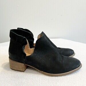 Seychelles Women’s Black Ankle Bootie 8 Renouned Ruffle Short Boot Boho Academia
